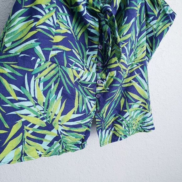 Sofia Vergara Linen Palm‎ Front Knot Peplum Top - Picture 2 of 7